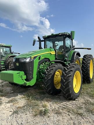 Image of John Deere 8R 340 equipment image 2