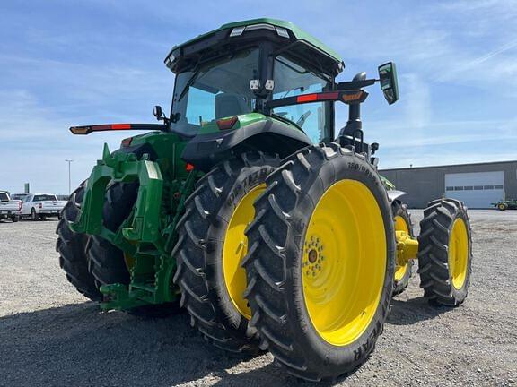 Image of John Deere 8R 340 equipment image 4