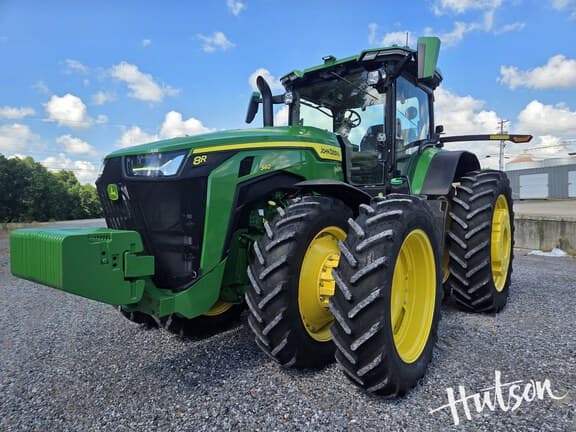 Image of John Deere 8R 340 equipment image 2