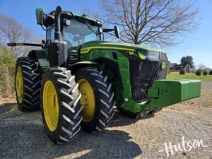 2023 John Deere 8R 340 Image