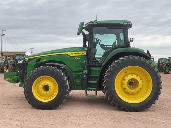 Image of John Deere 8R 340 equipment image 3