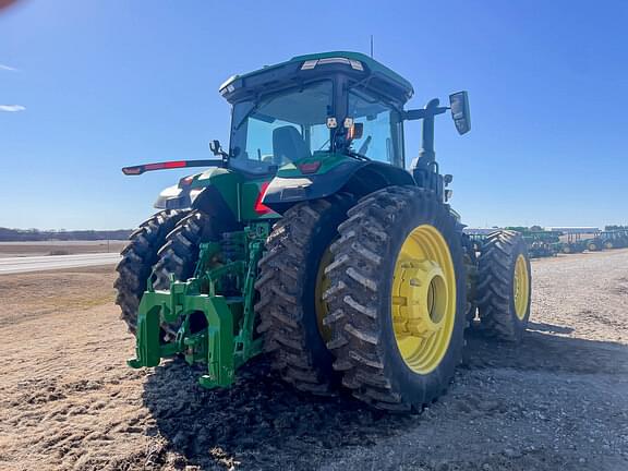 Image of John Deere 8R 340 equipment image 4