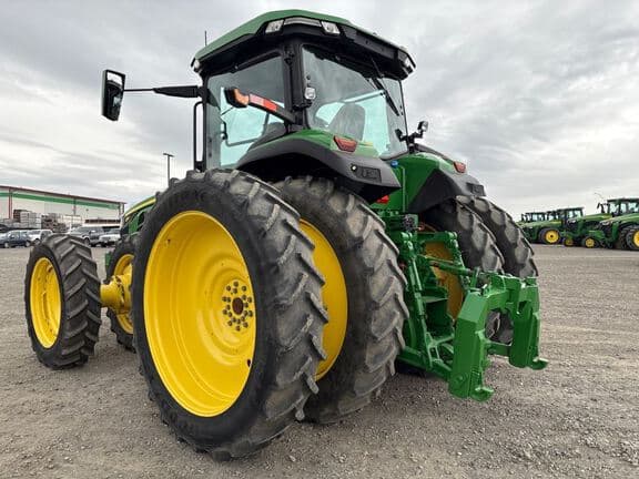 Image of John Deere 8R 340 equipment image 2