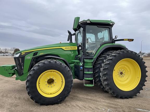 Image of John Deere 8R 340 equipment image 1