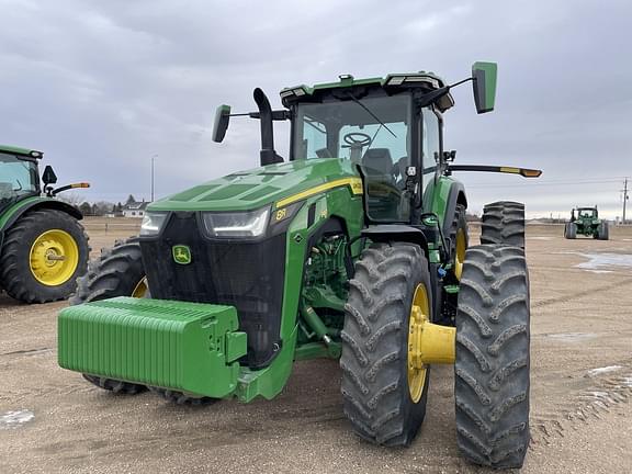 Image of John Deere 8R 340 equipment image 3