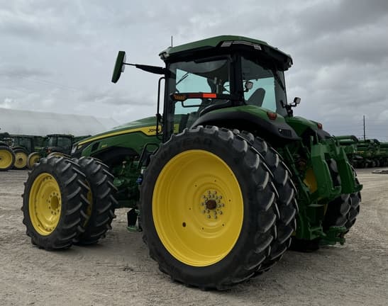 Image of John Deere 8R 340 equipment image 2