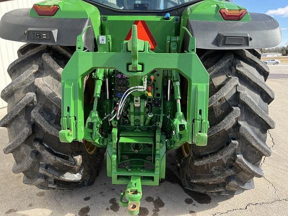 Image of John Deere 8R 340 equipment image 3