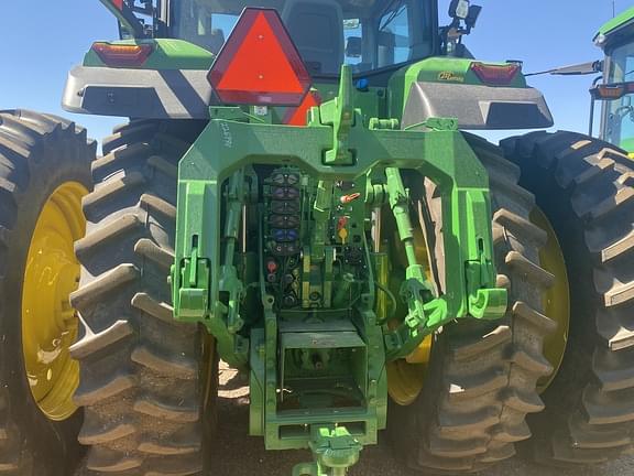 Image of John Deere 8R 340 equipment image 1