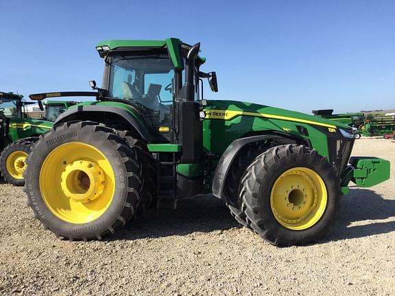 Image of John Deere 8R 340 equipment image 1