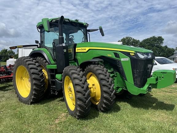 Image of John Deere 8R 340 equipment image 2