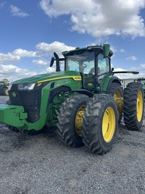 Image of John Deere 8R 340 equipment image 2