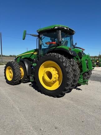 Image of John Deere 8R 340 equipment image 3