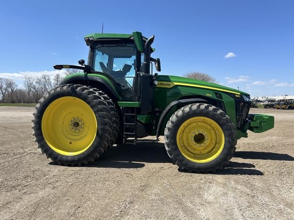 Image of John Deere 8R 340 equipment image 3