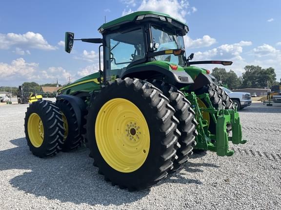 Image of John Deere 8R 340 equipment image 4