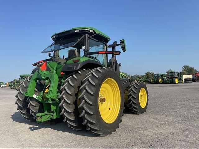 Image of John Deere 8R 340 equipment image 4