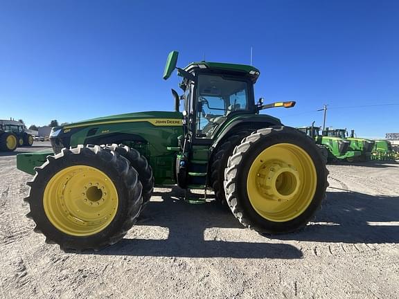 Image of John Deere 8R 340 equipment image 1
