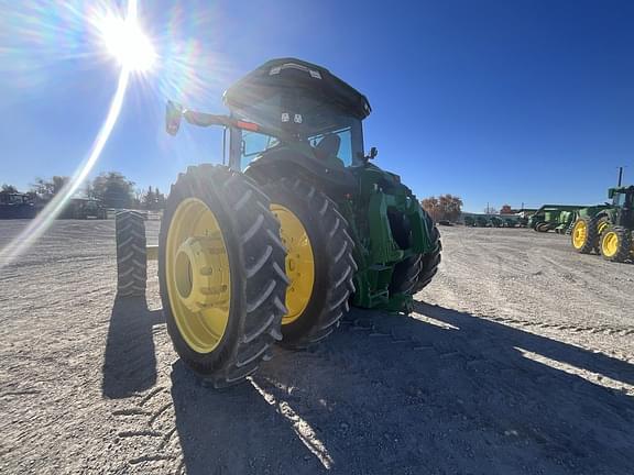 Image of John Deere 8R 340 equipment image 2