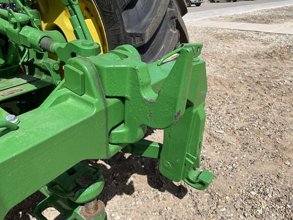 Image of John Deere 8R 340 equipment image 3