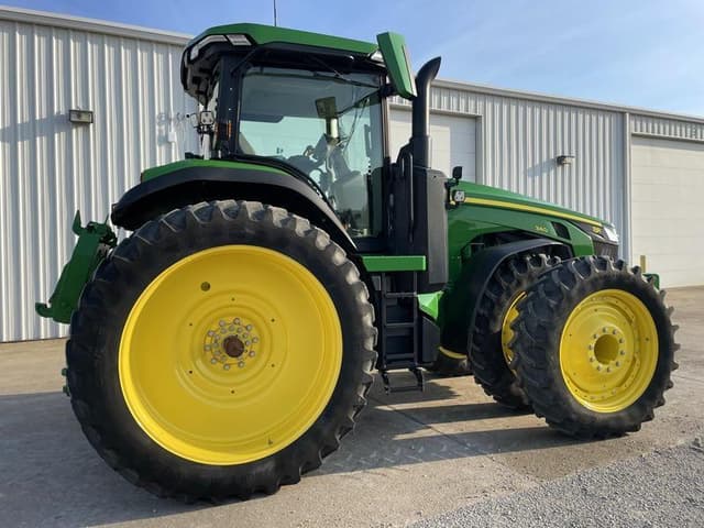 Image of John Deere 8R 340 equipment image 3