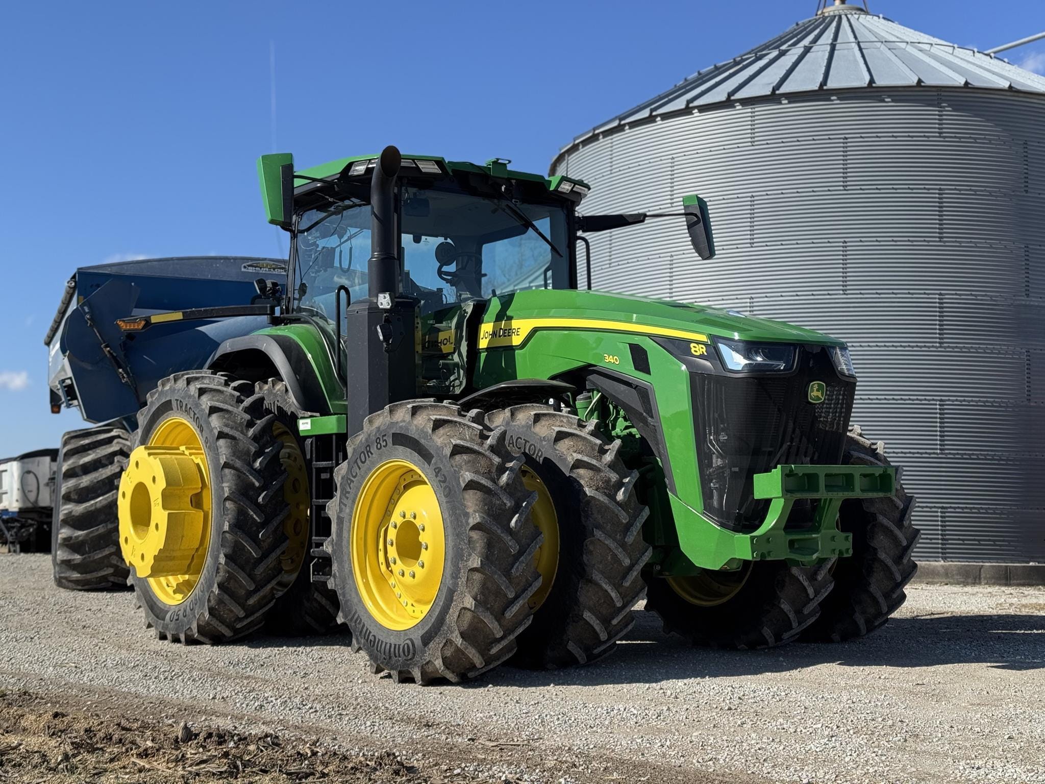 2023 John Deere 8R 340 Equipment Image0