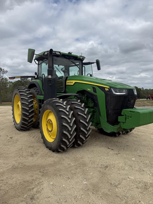 Image of John Deere 8R 340 equipment image 4