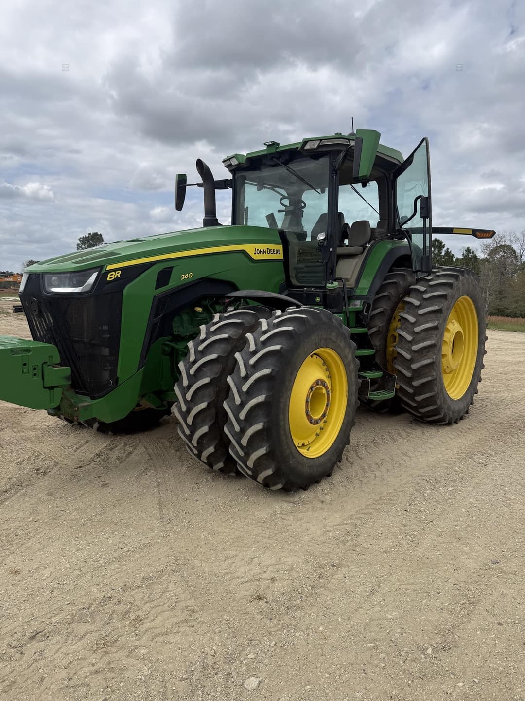 Image of John Deere 8R 340 Primary image