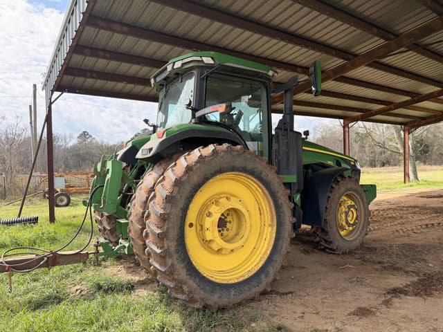 Image of John Deere 8R 340 equipment image 4