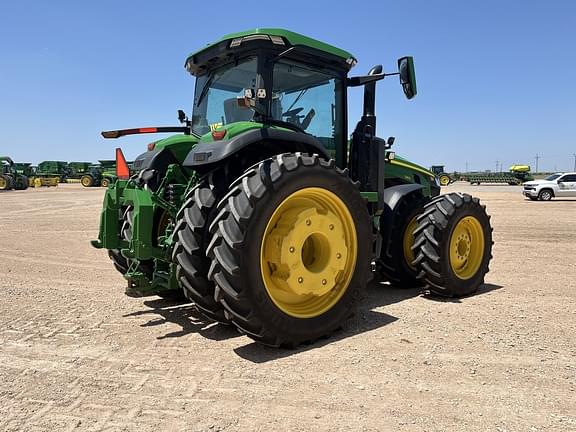 Image of John Deere 8R 340 equipment image 4