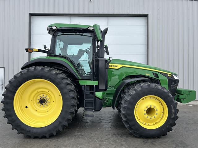 Image of John Deere 8R 340 equipment image 3