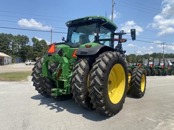 Image of John Deere 8R 340 equipment image 4