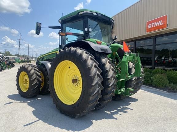 Image of John Deere 8R 340 equipment image 2