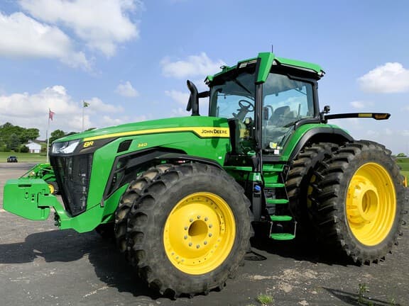 Image of John Deere 8R 340 Primary image