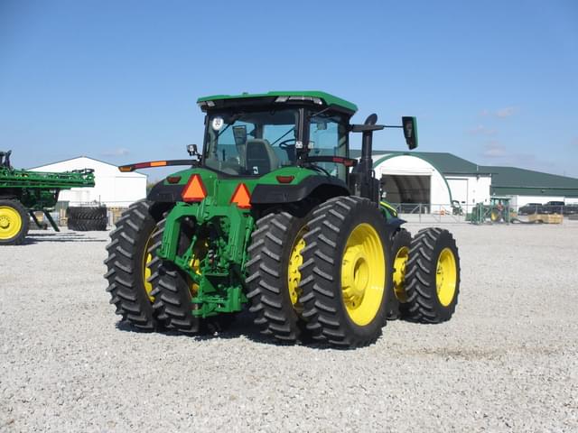 Image of John Deere 8R 340 equipment image 4