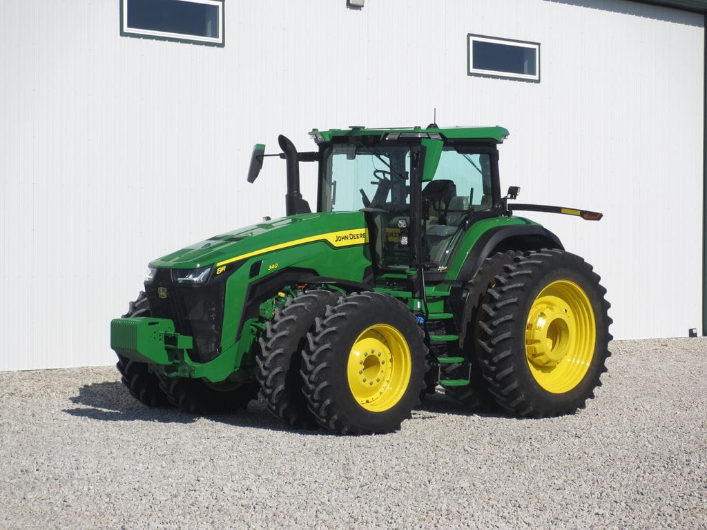 2023 John Deere 8R 340 Equipment Image0
