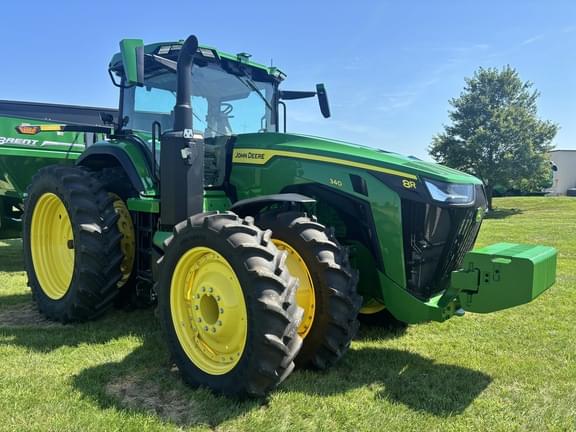Image of John Deere 8R 340 equipment image 4