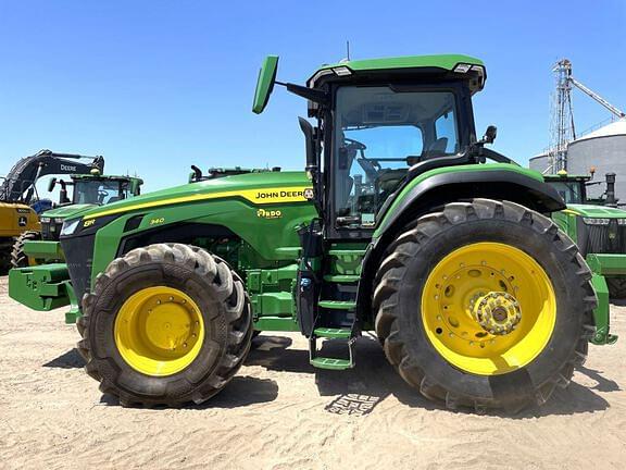 Image of John Deere 8R 340 equipment image 1