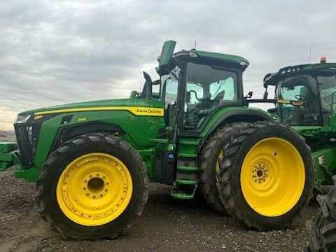 Image of John Deere 8R 340 equipment image 1
