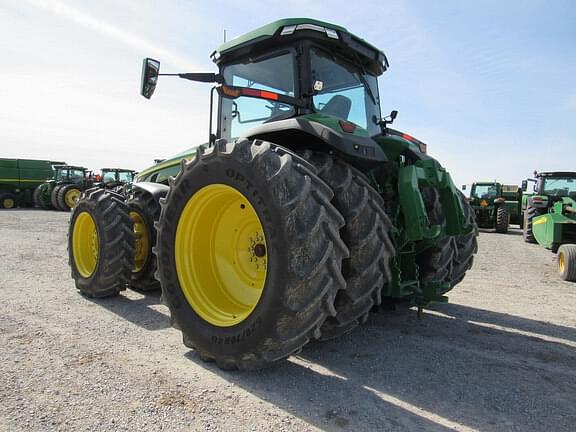 Image of John Deere 8R 340 equipment image 2