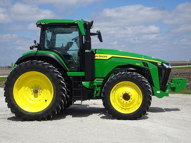 Image of John Deere 8R 340 equipment image 3