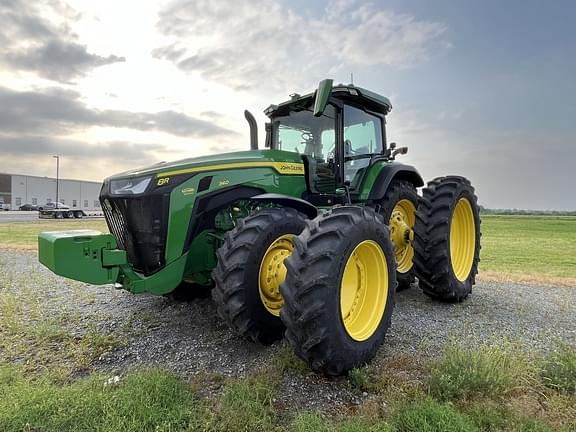 Image of John Deere 8R 340 Primary image