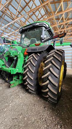 Image of John Deere 8R 340 equipment image 3