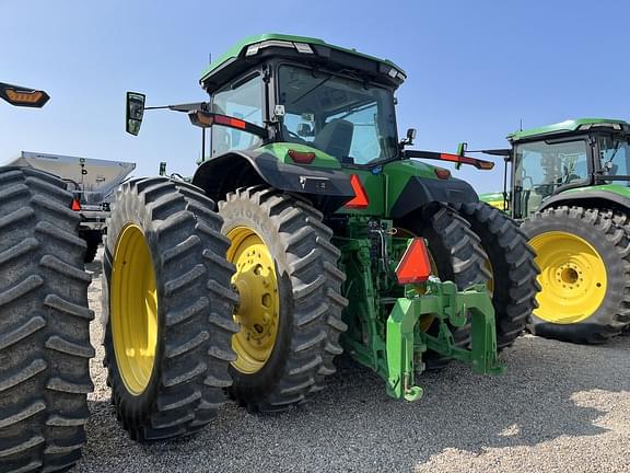 Image of John Deere 8R 340 equipment image 3