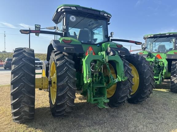 Image of John Deere 8R 340 equipment image 3