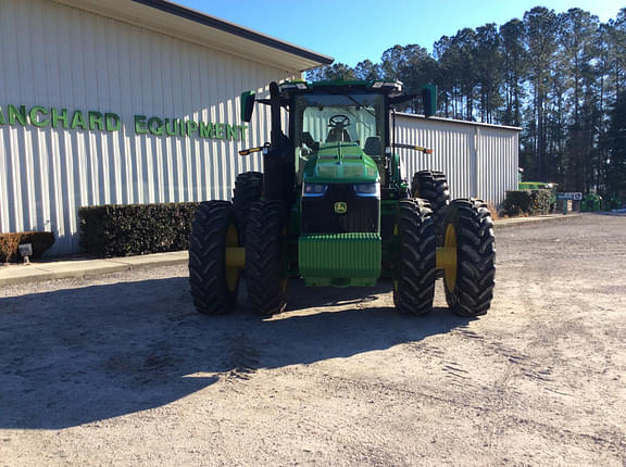 Image of John Deere 8R 340 equipment image 3