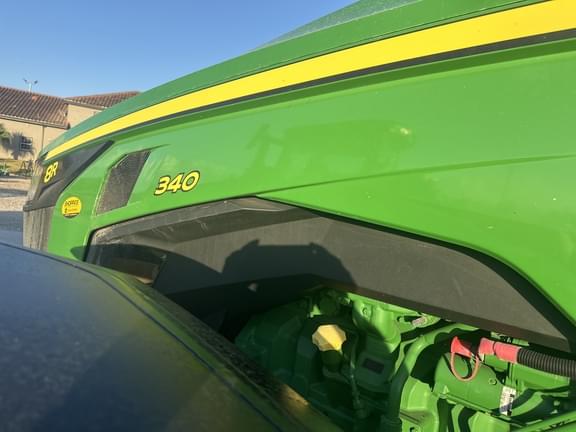 Image of John Deere 8R 340 equipment image 3