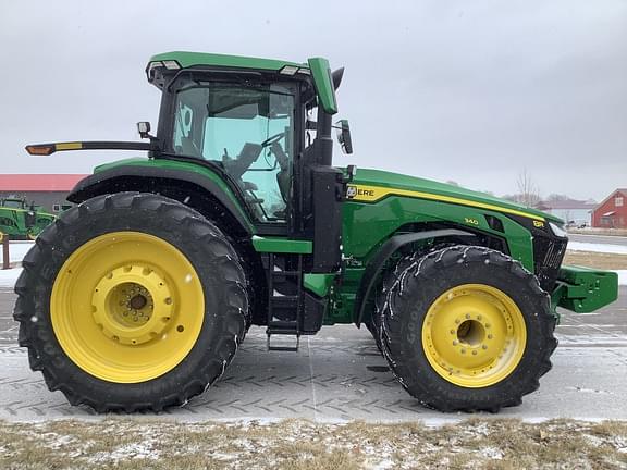 Image of John Deere 8R 340 equipment image 1