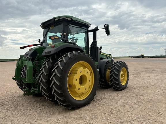 Image of John Deere 8R 340 equipment image 4