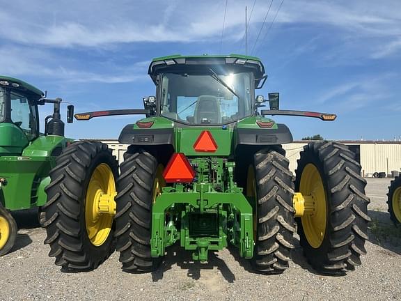 Image of John Deere 8R 340 equipment image 3