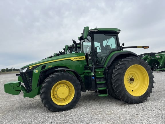 2023 John Deere 8R 340 Equipment Image0