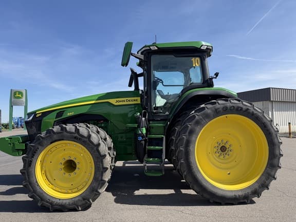Image of John Deere 8R 340 equipment image 1